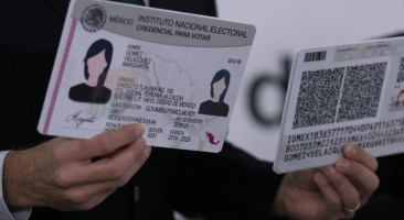 Menos del 50 por ciento de poblanos empadronados en el extranjero tiene vigente su credencial para votar